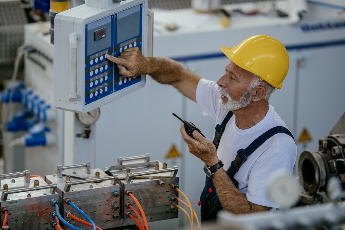 nadzór nad urządzeniem elektrycznym