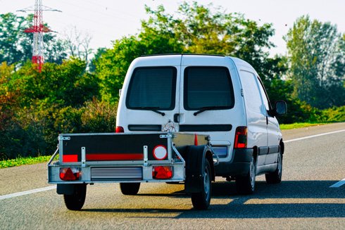 auto z przyczepą 1